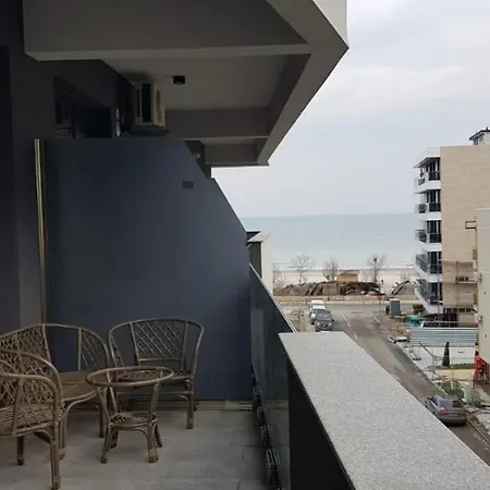 Mirada Mamaia Nord Lägenhet *